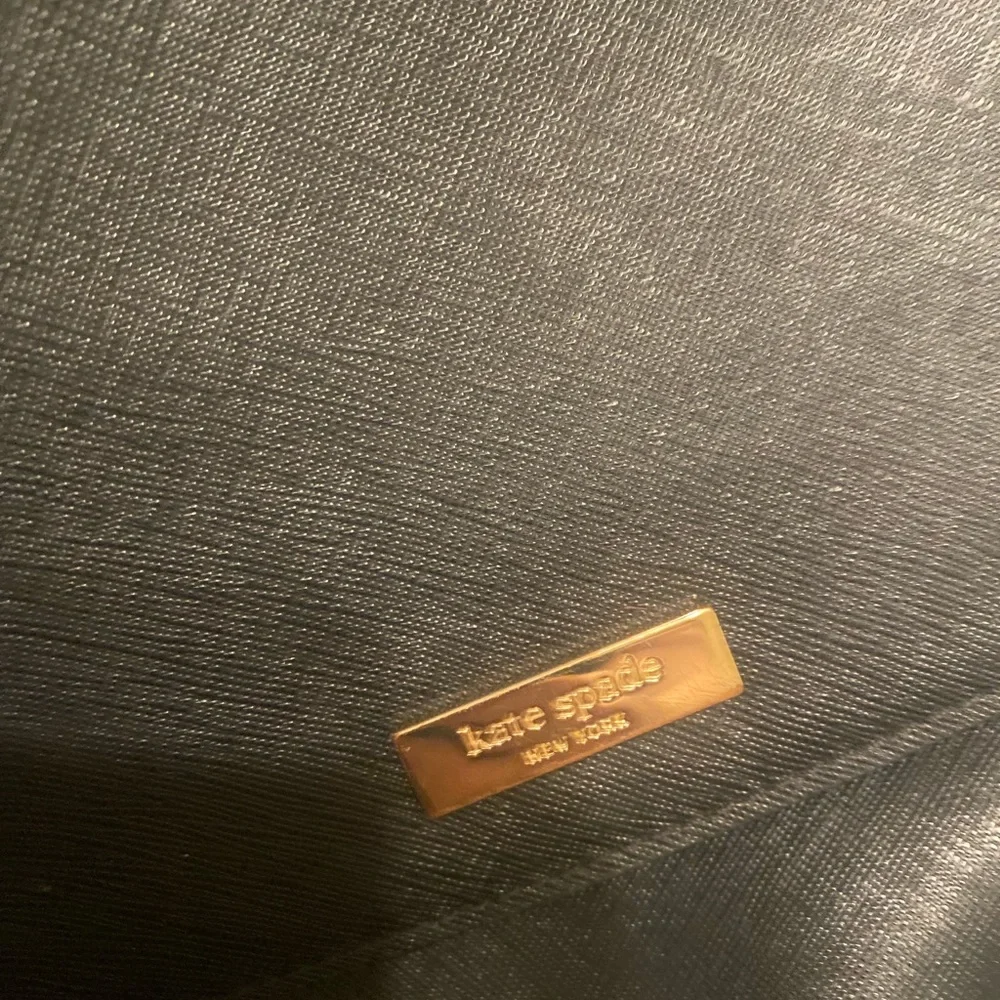 purse - Picture 2 of 3